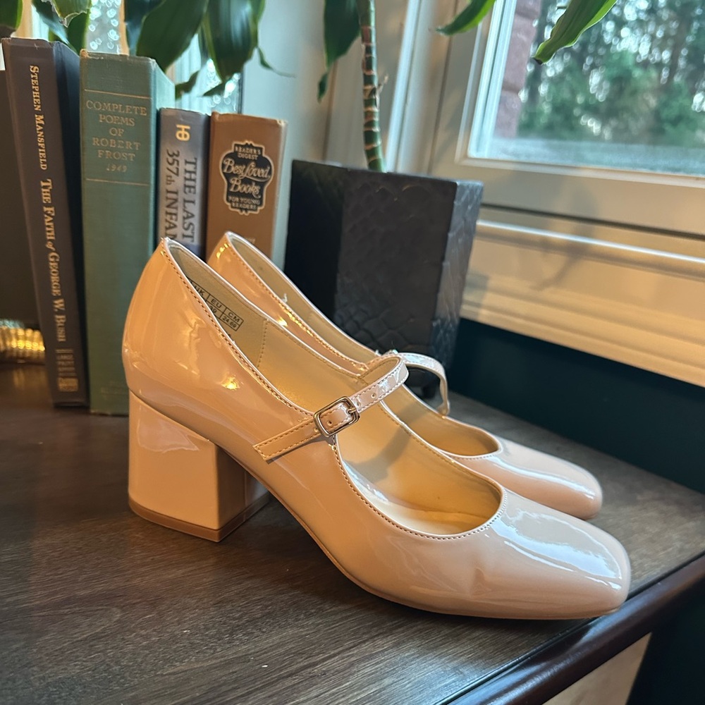 Elegant Beige Mary Jane Heels